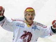 adamsky-320x202